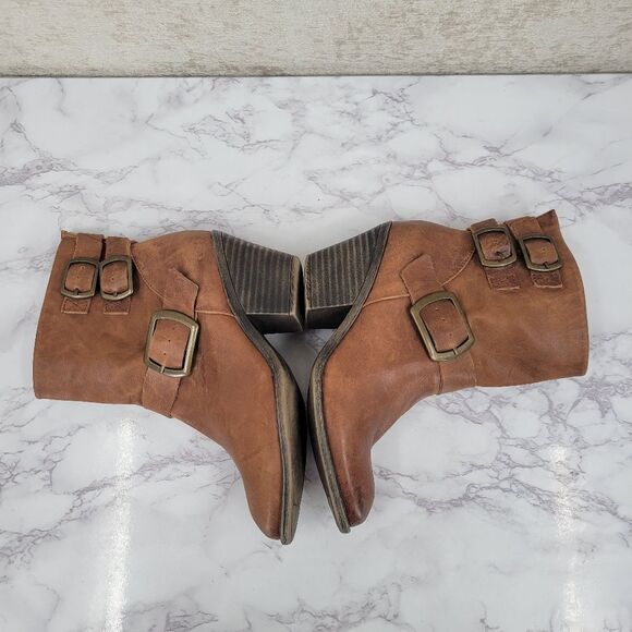 Lucky Brand Tommie Women's Brown Leather Ankle Boots with Buckle Detail - Picture 4 of 12